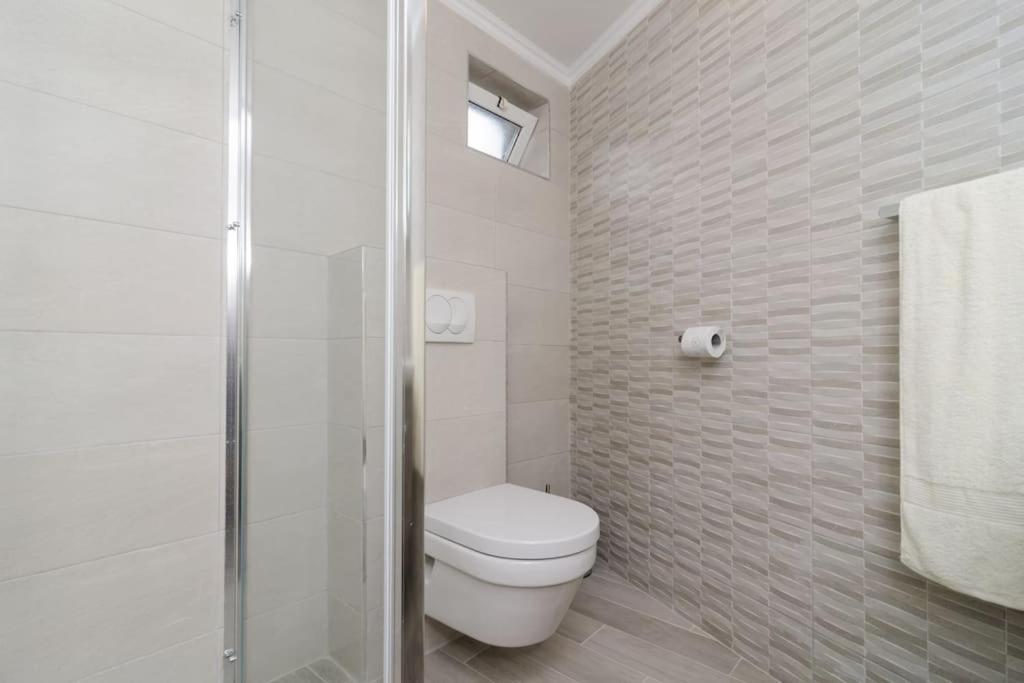 Sea View Apartment 10 Minutes Walk From Old City Dubrovnik Eksteriør bilde